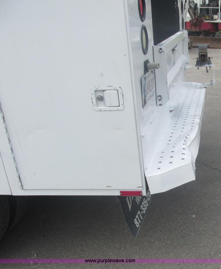 image for item J2490 2007 Ford F550 Super Duty XL service truck