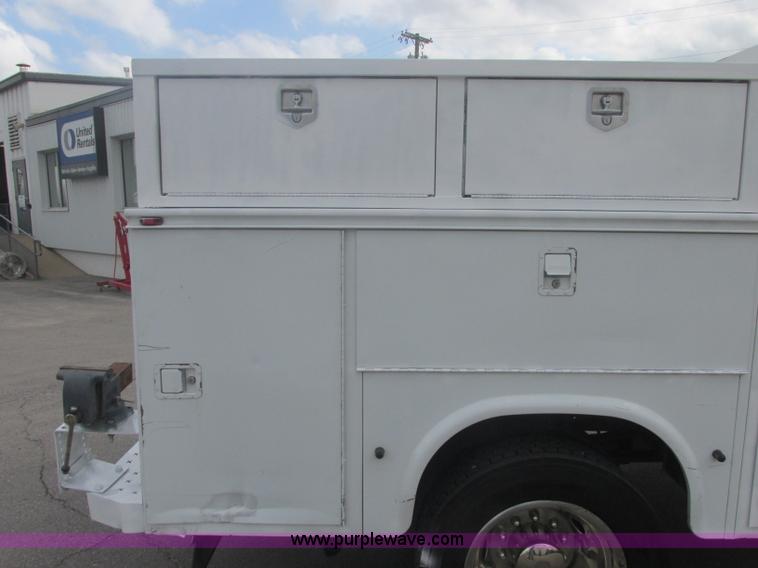 image for item J2490 2007 Ford F550 Super Duty XL service truck