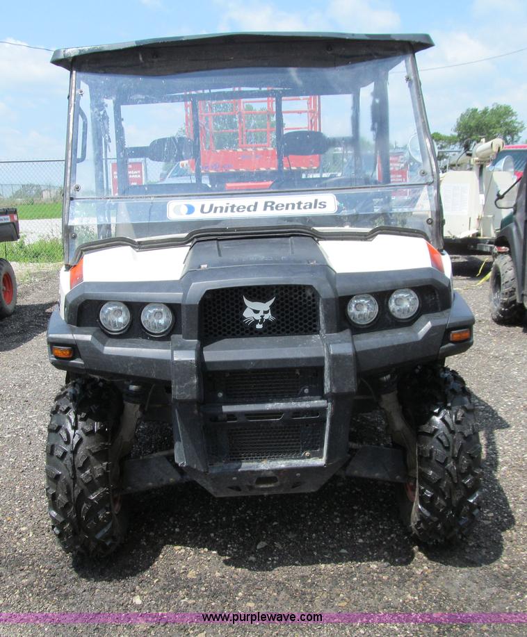 image for item J3476 2011 Bobcat 3400XL utility vehicle