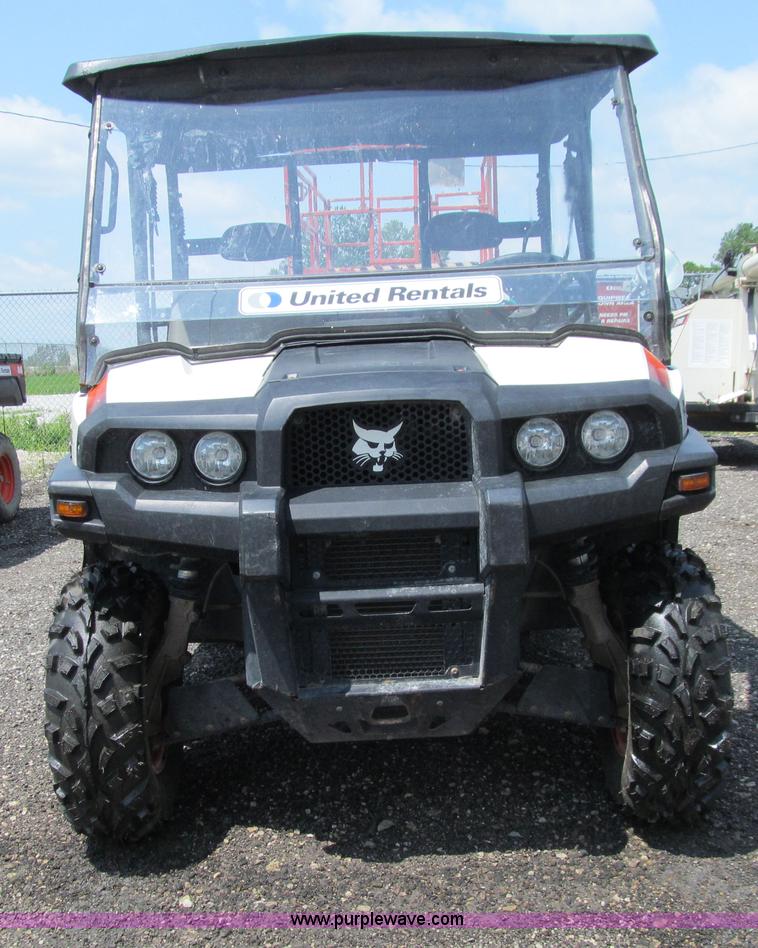 image for item J3476 2011 Bobcat 3400XL utility vehicle