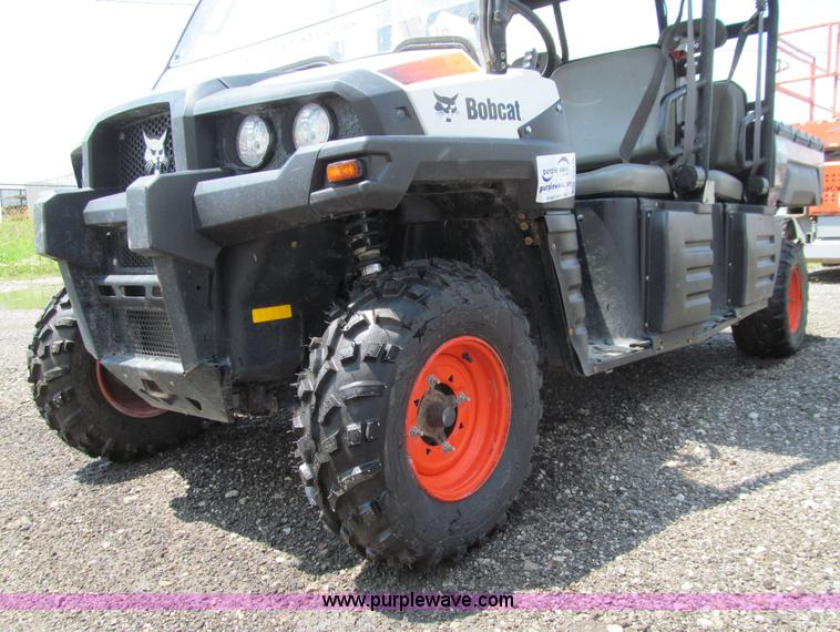image for item J3476 2011 Bobcat 3400XL utility vehicle