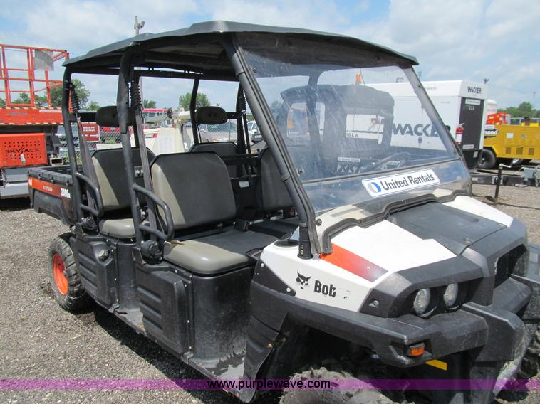 image for item J3476 2011 Bobcat 3400XL utility vehicle