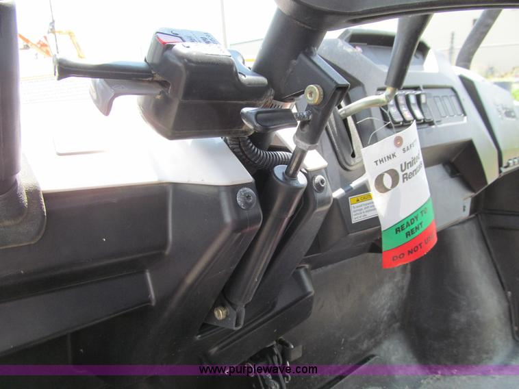 image for item J3477 2012 Bobcat 3400XL utility vehicle