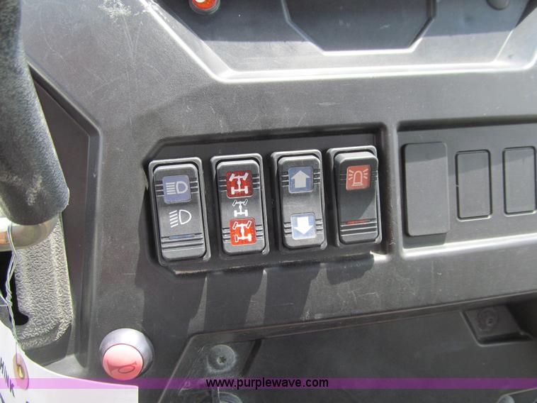 image for item J3477 2012 Bobcat 3400XL utility vehicle