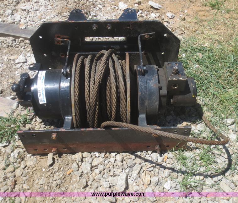 image for item AE9876 Hydraulic drive winch with Fairlead roller
