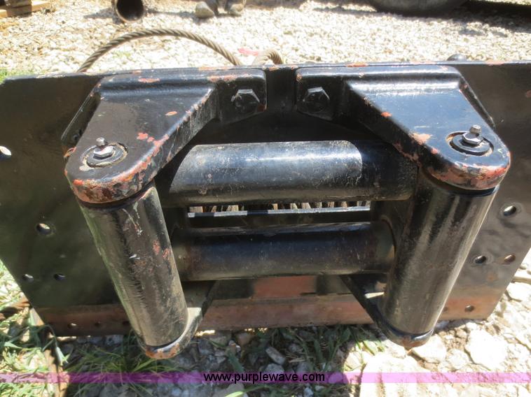 image for item AE9876 Hydraulic drive winch with Fairlead roller