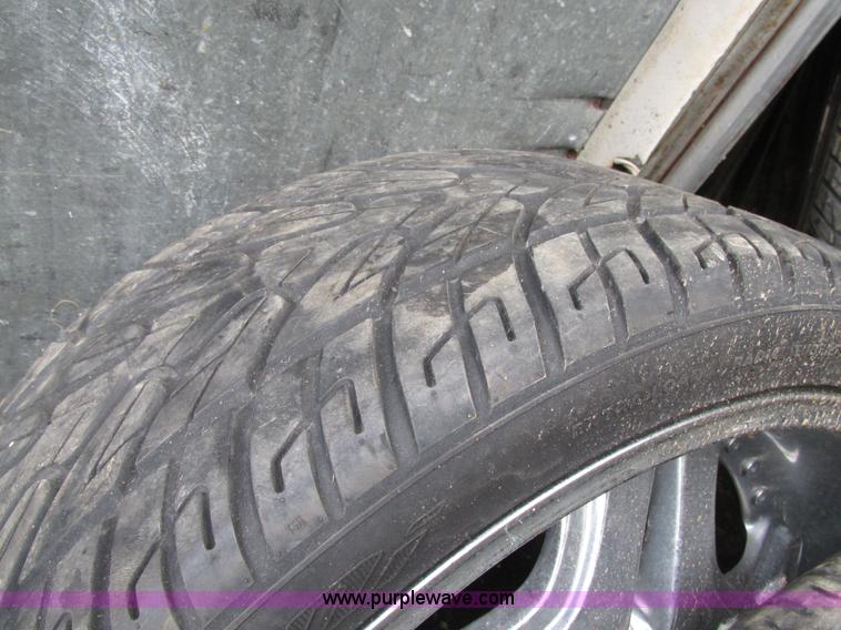 image for item AN9042 (4) TIS 22" wheels