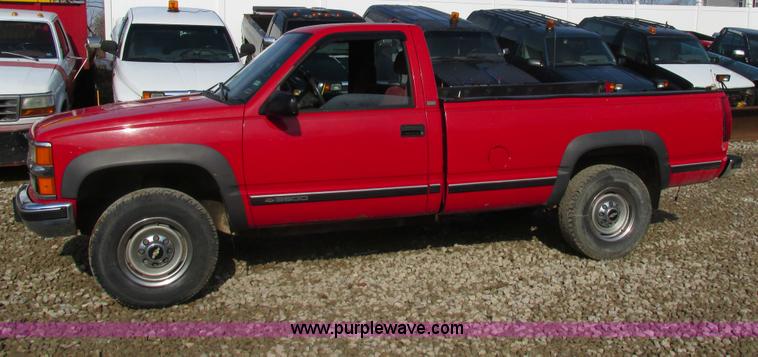 image for item AN9081 1996 Chevrolet K3500 pickup truck