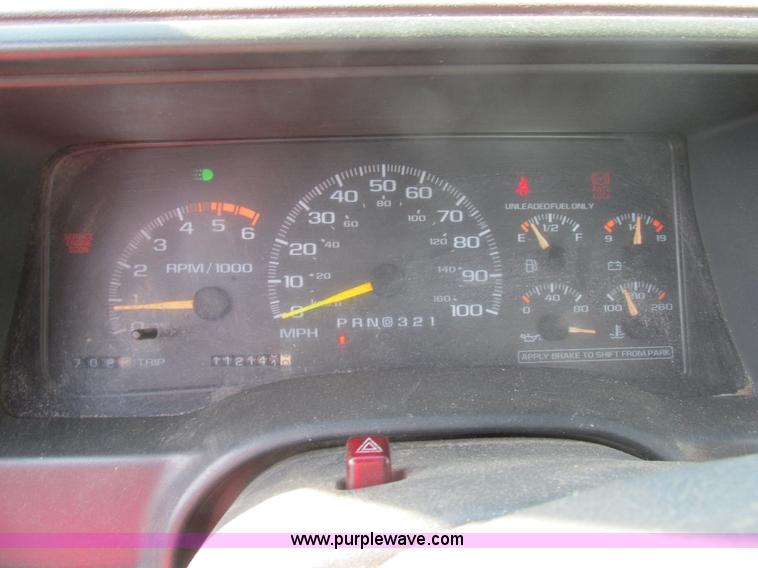 image for item AN9081 1996 Chevrolet K3500 pickup truck