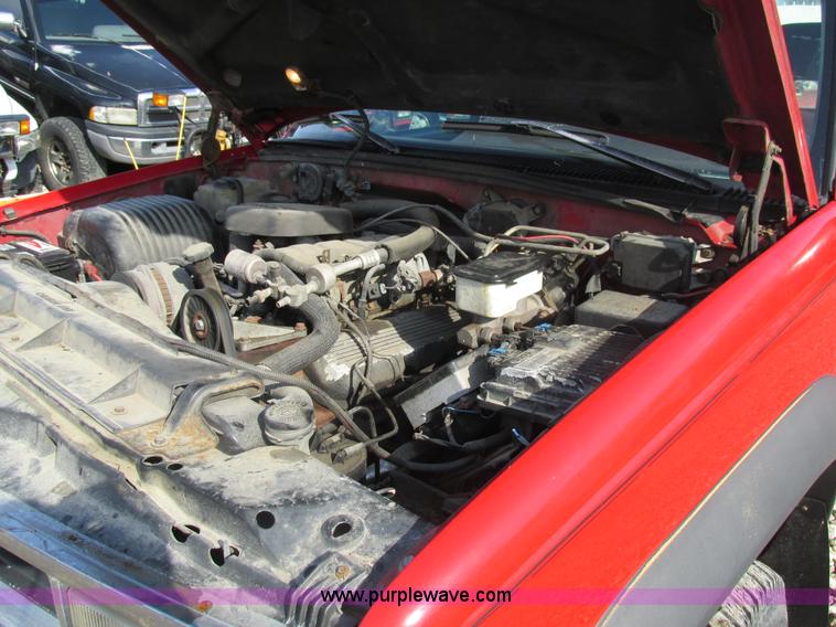 image for item AN9081 1996 Chevrolet K3500 pickup truck