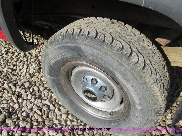 image for item AN9081 1996 Chevrolet K3500 pickup truck