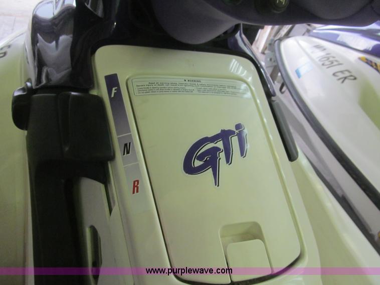 image for item AQ9757 (2) 1999 Seadoo GTI Bombardier personal watercraft