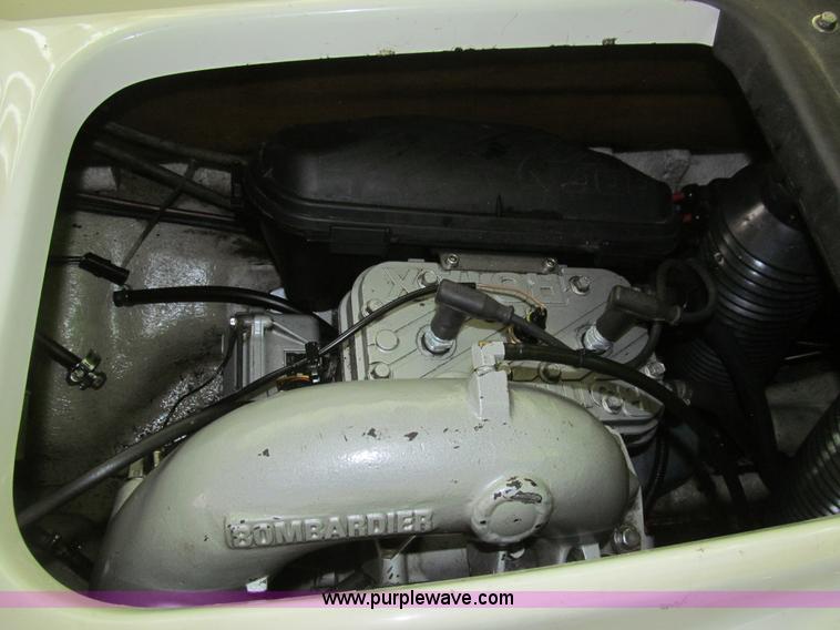 image for item AQ9757 (2) 1999 Seadoo GTI Bombardier personal watercraft