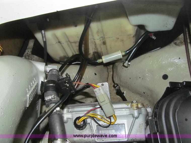 image for item AQ9757 (2) 1999 Seadoo GTI Bombardier personal watercraft