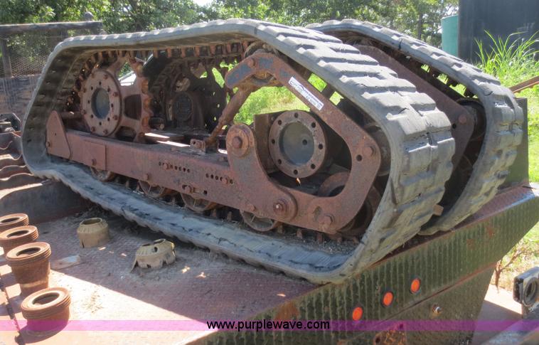 image for item AZ9210 Loegering VTS59R skid steer rubber tracks