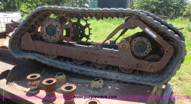 image for item AZ9210 Loegering VTS59R skid steer rubber tracks