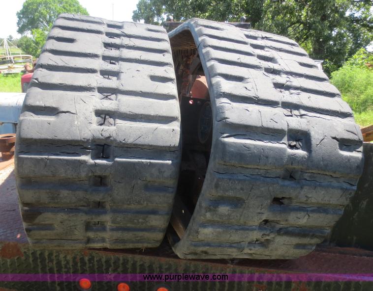 image for item AZ9210 Loegering VTS59R skid steer rubber tracks