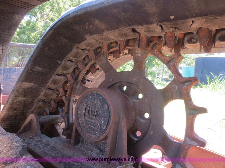 image for item AZ9210 Loegering VTS59R skid steer rubber tracks