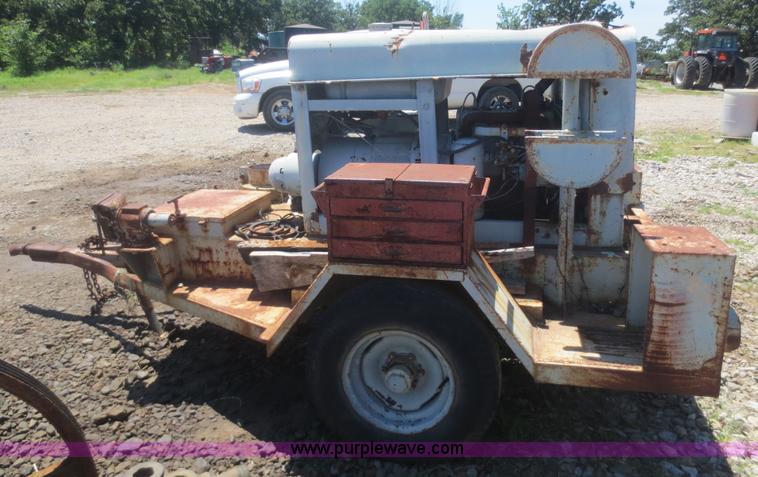 image for item AZ9211 Lincoln SA-200 arc welder