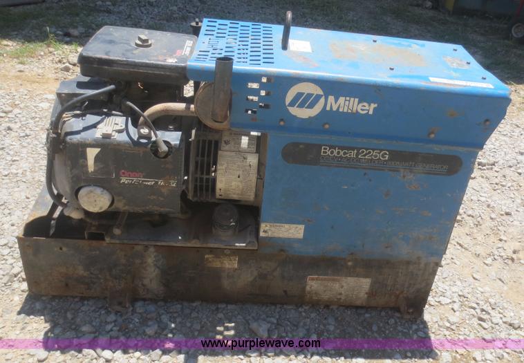 image for item AZ9212 Miller Bobcat 225G AC/DC welder/generator