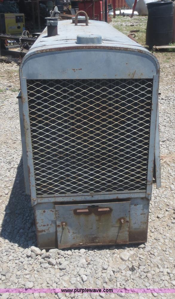 image for item AZ9213 Lincoln Shield-Arc SA-200 arc welder