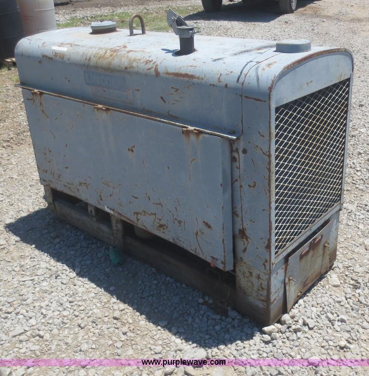 image for item AZ9213 Lincoln Shield-Arc SA-200 arc welder