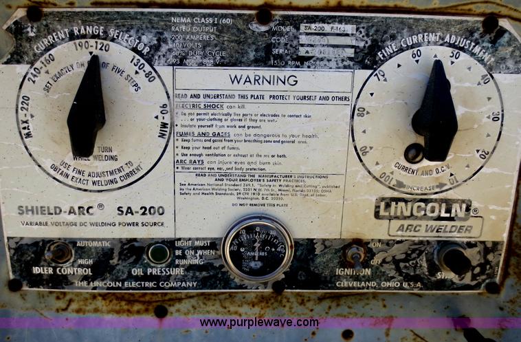 image for item AZ9213 Lincoln Shield-Arc SA-200 arc welder