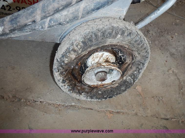 image for item BB9966 Hydro Quip pressure washer