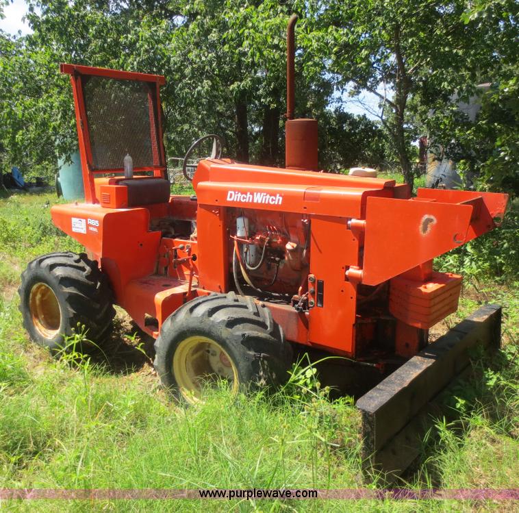 image for item D2101 Ditch Witch R65DD-2 trencher