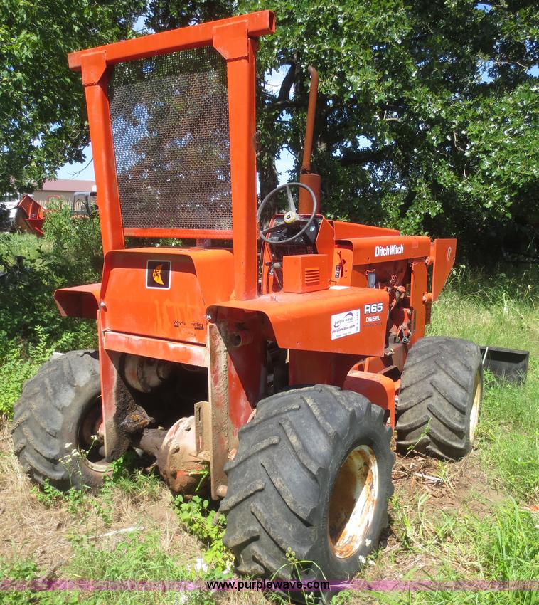 image for item D2101 Ditch Witch R65DD-2 trencher