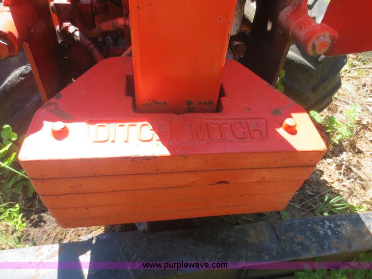 image for item D2101 Ditch Witch R65DD-2 trencher