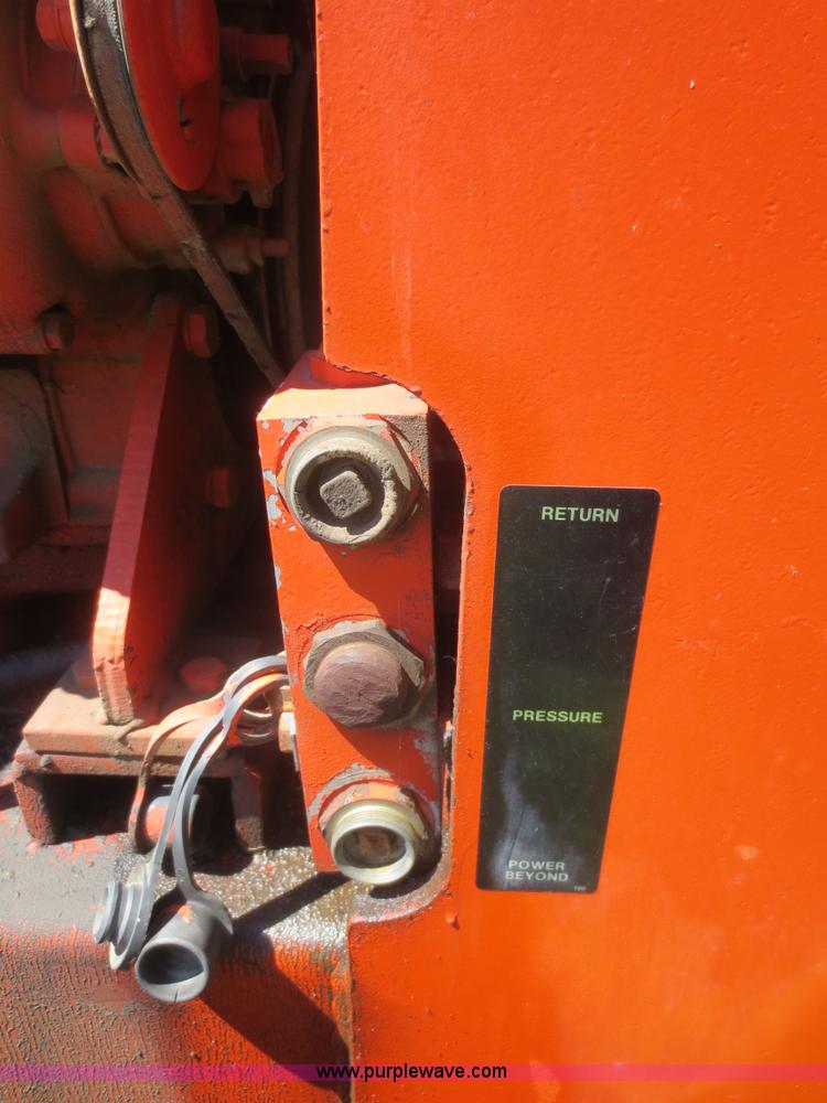 image for item D2101 Ditch Witch R65DD-2 trencher