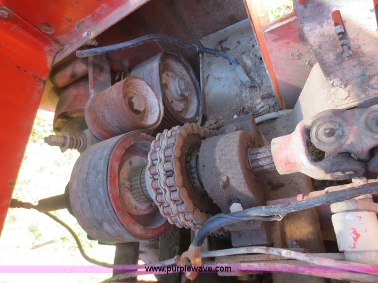 image for item D2101 Ditch Witch R65DD-2 trencher