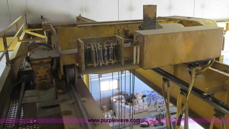 image for item E5181 Robbins & Meyer 15 ton overhead crane trolley