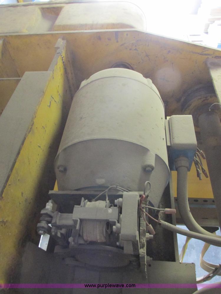 image for item E5181 Robbins & Meyer 15 ton overhead crane trolley