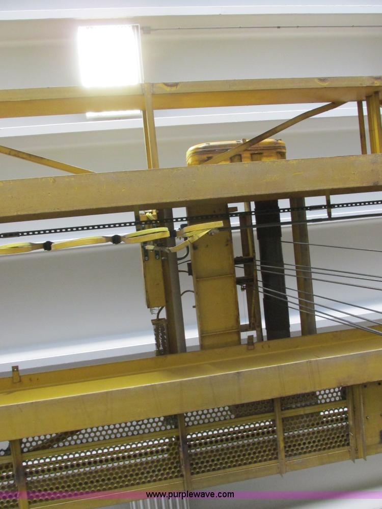 image for item E5181 Robbins & Meyer 15 ton overhead crane trolley