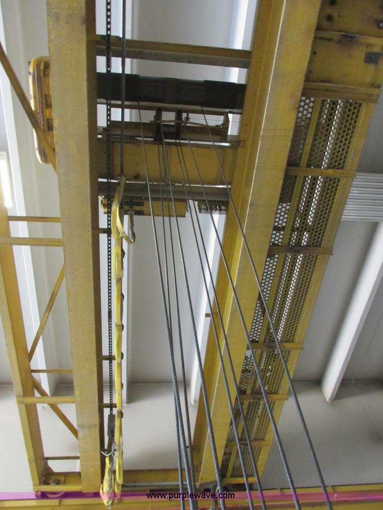 image for item E5181 Robbins & Meyer 15 ton overhead crane trolley