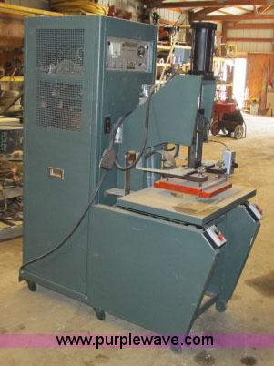 image for item F4948 Seal O Matic 400FS high frequency heat molder