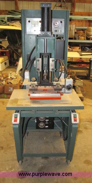 image for item F4948 Seal O Matic 400FS high frequency heat molder