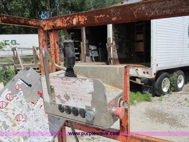 image for item F4949 1995 Skyjack 3220 electric scissor lift