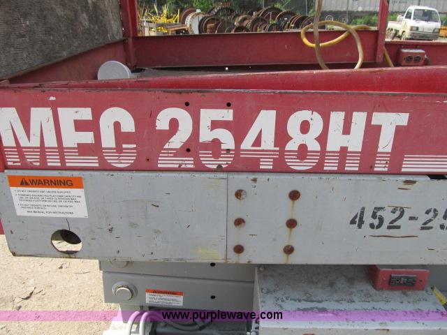 image for item F4952 1999 Mec 2548 HT electric scissor lift