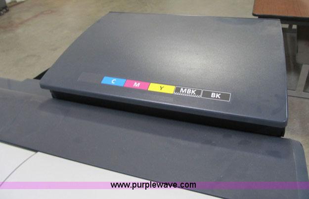 image for item F4954 Canon IPF820 wide format plotter