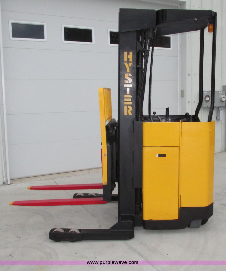 image for item F7408 Hyster N40ER electric forklift