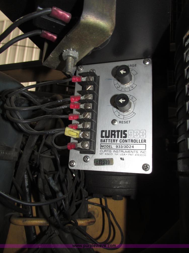 image for item F7408 Hyster N40ER electric forklift