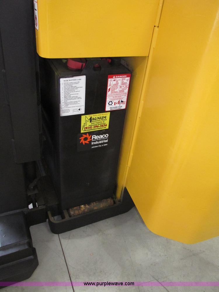 image for item F7408 Hyster N40ER electric forklift