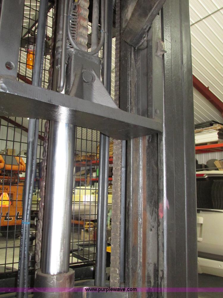 image for item F7408 Hyster N40ER electric forklift