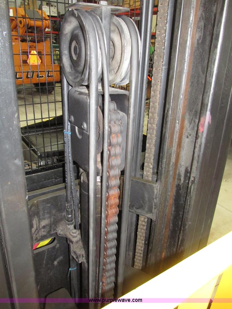 image for item F7408 Hyster N40ER electric forklift