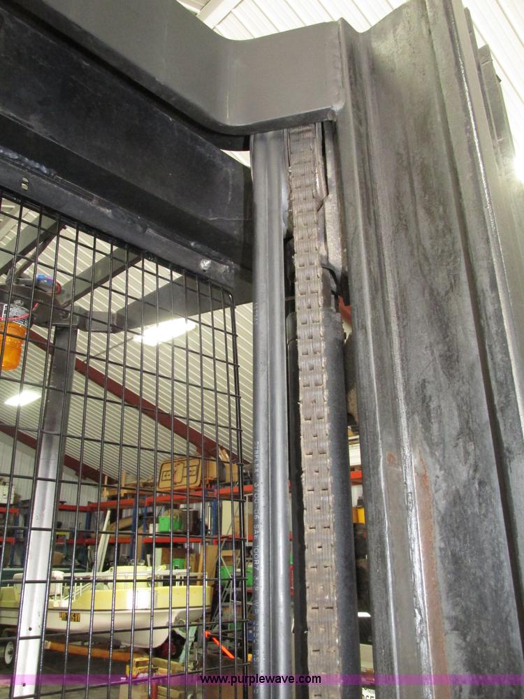 image for item F7408 Hyster N40ER electric forklift