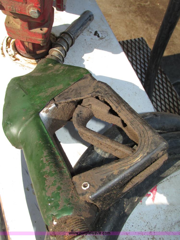 image for item F7423 Delta 78 gallon L-spahped fuel tank