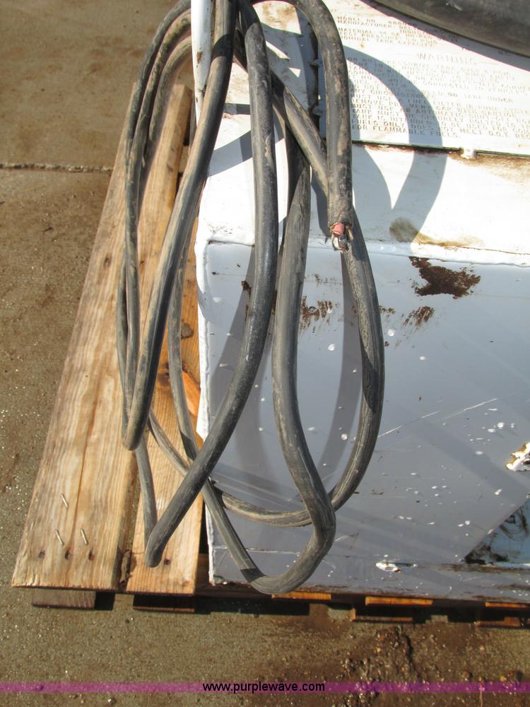 image for item F7423 Delta 78 gallon L-spahped fuel tank